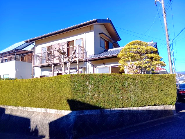 売中古戸建　三島市東大場２丁目のその他|南側道路から見た外観です。