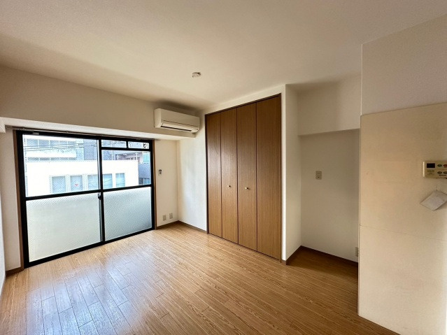 サンライズ上原の居間・リビング