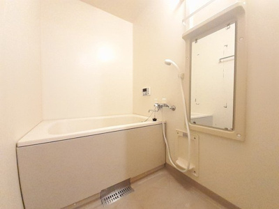 【浴室】 | グレイスフル・ノーヴァ | 日々の疲れを癒すお風呂付です