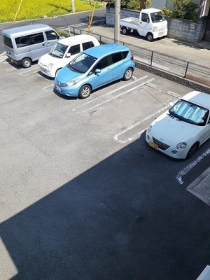 【駐車場】 | ルミエール魚住 | 駐車場完備です