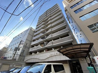 エステート・モア・薬院駅前の外観