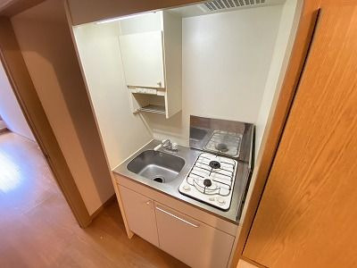 エステート・モア・薬院駅前のキッチン