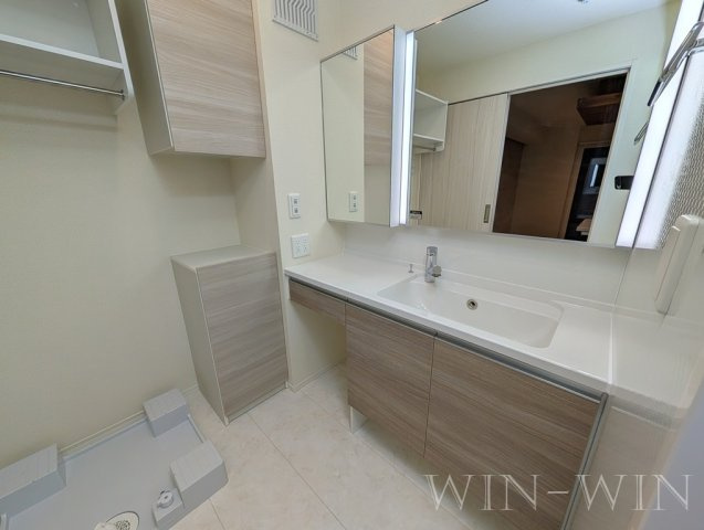 アーブル 西岩田の洗面所