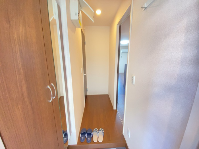 D-ROOM須屋の玄関