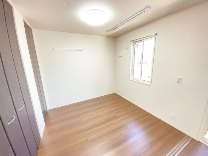 D-ROOM須屋の洋室