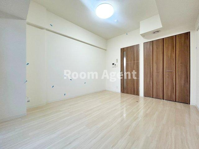 ラルーチェ泉の居間・リビング