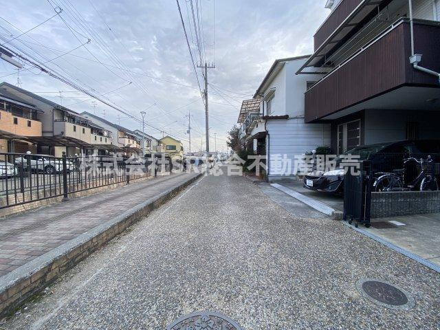 金岡2丁目中古戸建の前面道路含む現地写真|前面道路含む現地写真です