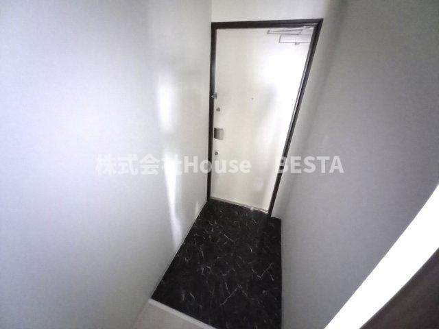 SDグランツ三川口の玄関