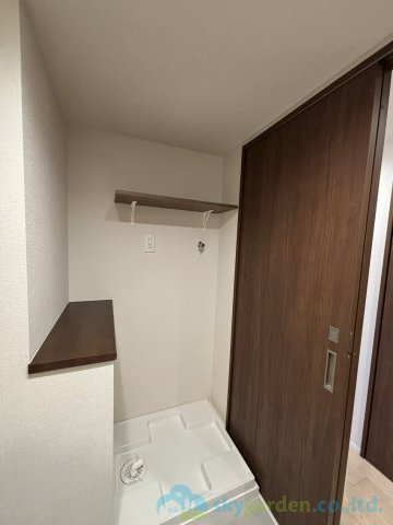 本厚木ハイツのランドリースペース