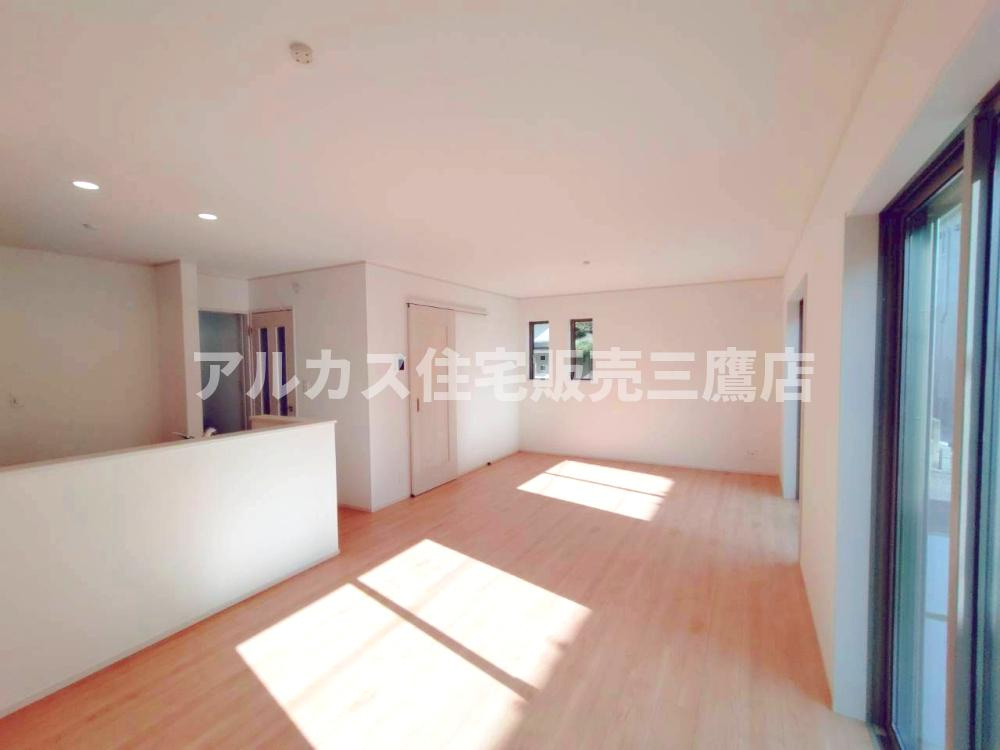 府中市浅間町４丁目 中央線 武蔵小金井駅 新築戸建の居間・リビング