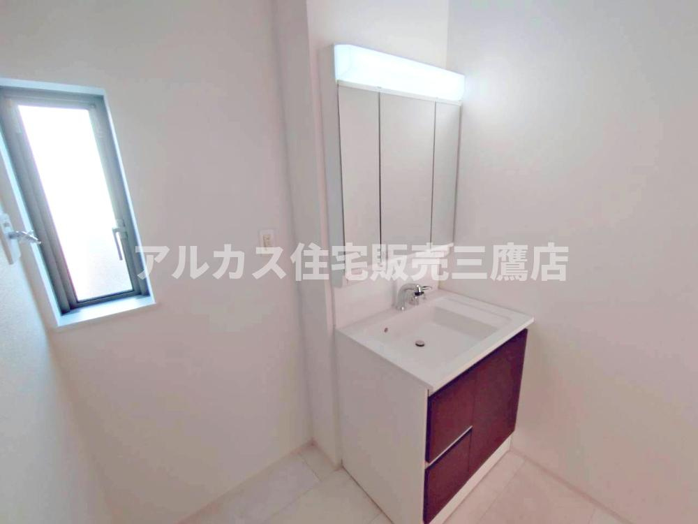 府中市浅間町４丁目 中央線 武蔵小金井駅 新築戸建の独立洗面台