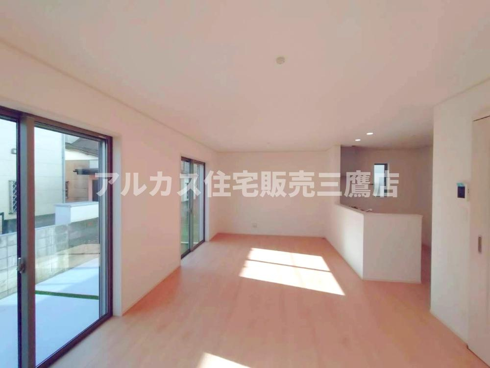 府中市浅間町４丁目 中央線 武蔵小金井駅 新築戸建の居間・リビング