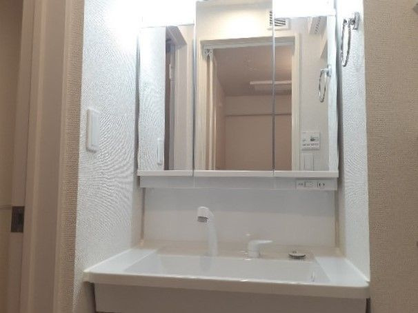 Ｆｉｏｒｅ（フィオーレ）の洗面所|明るい洗面所です