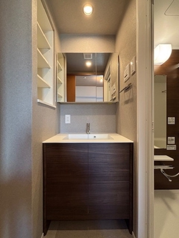 新品家具付きマンション池尻20(KaGood東京)の独立洗面台