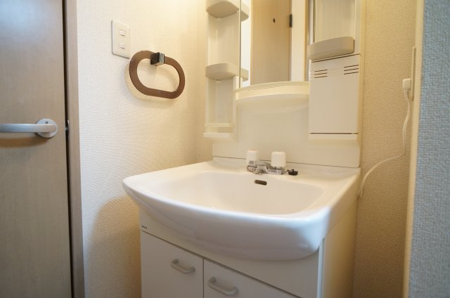 【洗面所】 | メゾン・エビス | 広い洗面スペース