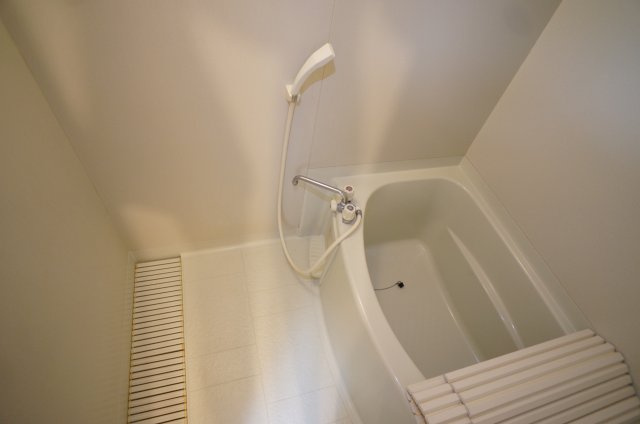 【浴室】 | メゾン・エビス | ゆったり過ごせるお風呂です