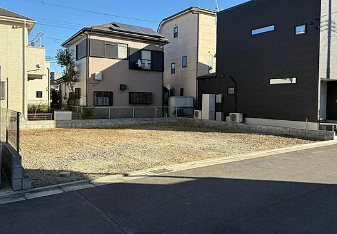 【土地】坂戸市中富町建築条件無し売地の外観|陽当り良好です！
坂戸駅徒歩8分の好立地です！