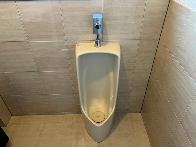 売事務所のトイレ