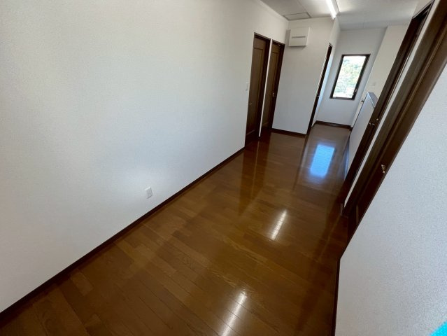 売事務所の内装