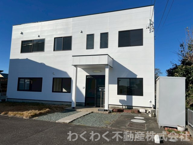 売事務所の外観