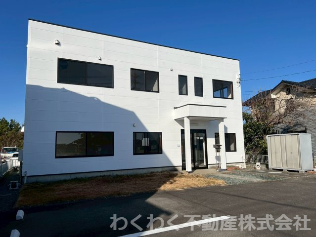 売事務所の外観