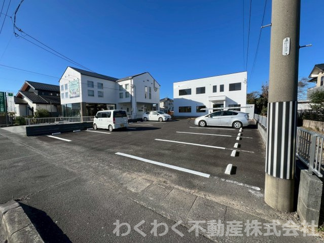 売事務所の外観