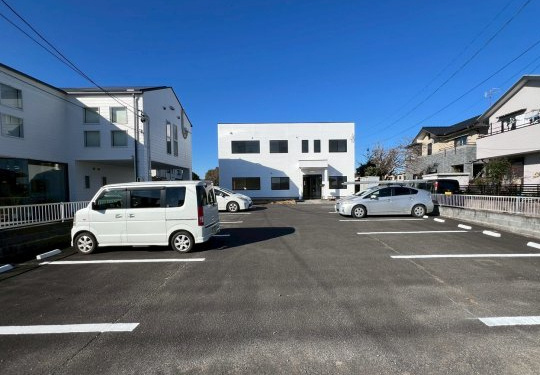 売事務所の外観