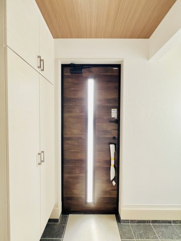 前橋市朝倉町の玄関|着脱もスムーズにできる玄関◎