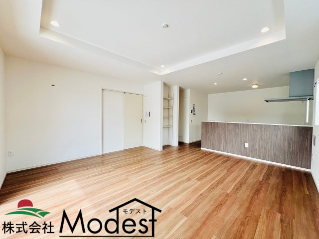 前橋市朝倉町の居間・リビング|生活動線の良い間取りで、暮らしやすくご家族も自然と集まるリビング♪