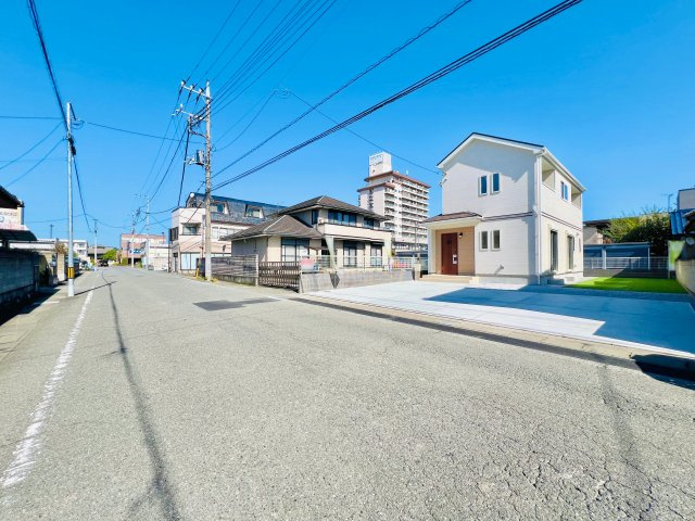 前橋市石倉町の前面道路含む現地写真|車の通りも少なく駐車も楽々♪