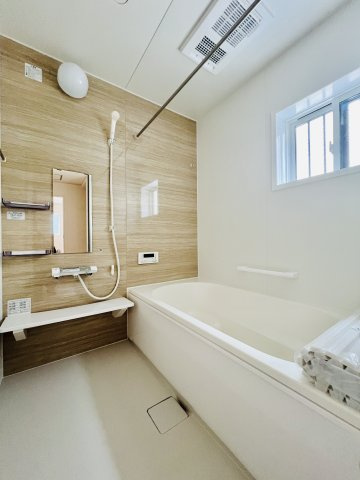 太田市東別所町の浴室|高級感溢れるユニットバスで１日の疲れも癒されます♪