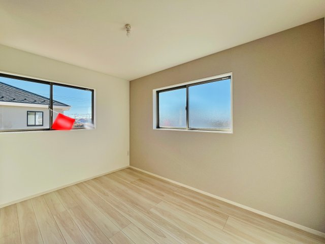 渋川市八木原の洋室|インテリアの統一感を作りやすい洋室♪