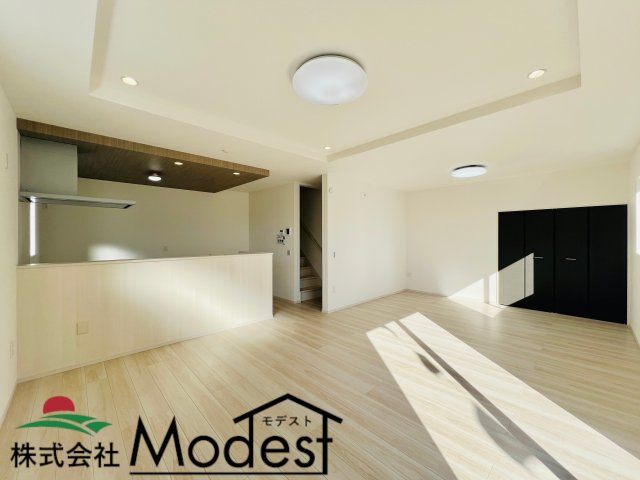 渋川市八木原の居間・リビング|LDK15.5帖＋洋室6帖にも可能◎