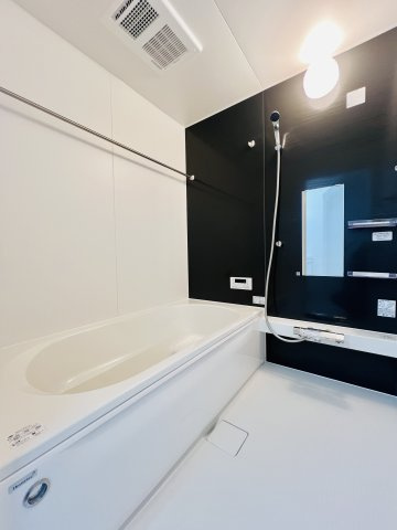 渋川市八木原の浴室|高級感溢れるユニットバスで１日の疲れも癒されます♪