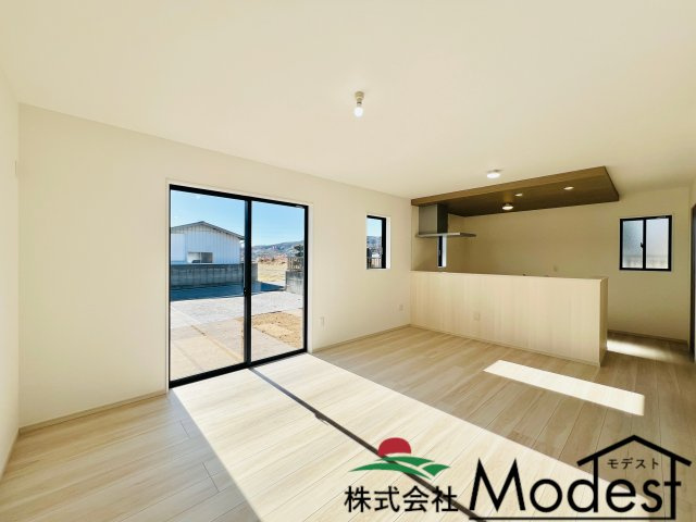 渋川市石原の居間・リビング|居心地の良いリビングは、ご家族も自然と集まる空間に♪