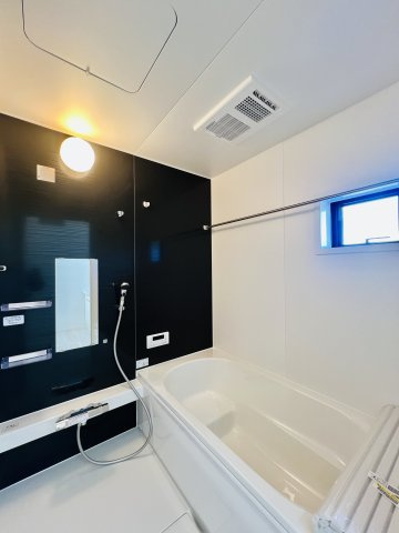 渋川市石原の浴室|高級感溢れるユニットバスで１日の疲れも癒されます♪