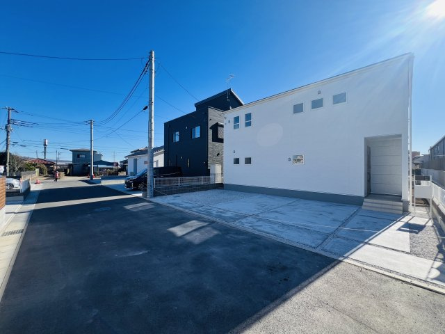 渋川行幸田の前面道路含む現地写真|駐車が苦手な方にもおススメです♪