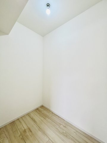 高崎市新後閑町の収納|高さのある物もたっぷり収納可能なウォークインクローゼット♪