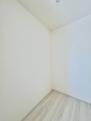 高崎石原町の収納|２WICでお部屋もスッキリと♪