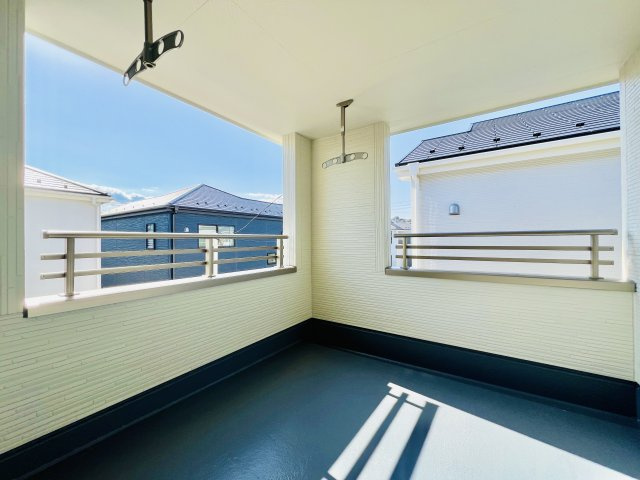 高崎石原町のバルコニー|プライベート空間も確保できるインナーバルコニー♪