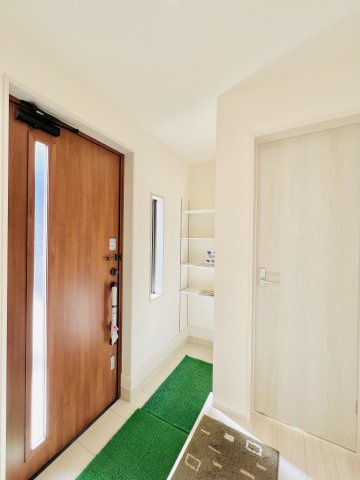 高崎石原町の玄関|履物の着脱もスムーズにできる玄関♪