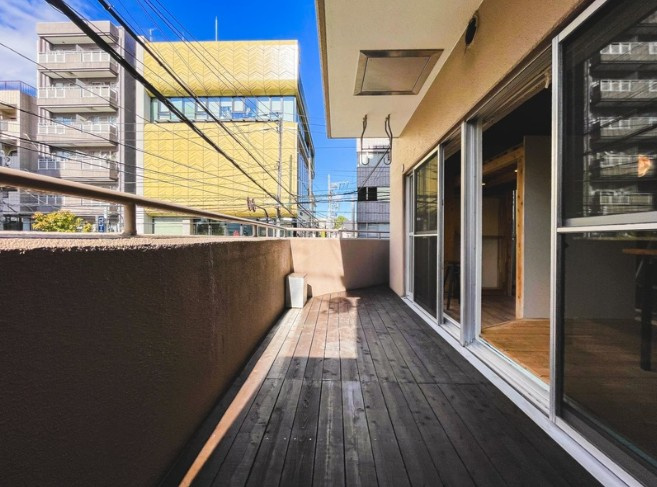 【バルコニー】