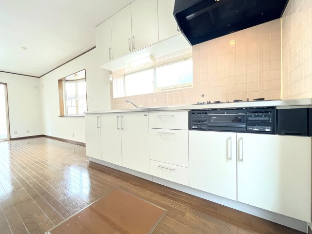 佐波郡玉村町大字五料のキッチン|収納豊富のキッチン♪