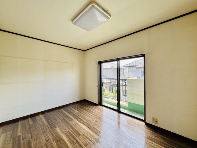 佐波郡玉村町福島の洋室|全居室6帖以上でゆとりのある暮らしが実現♪