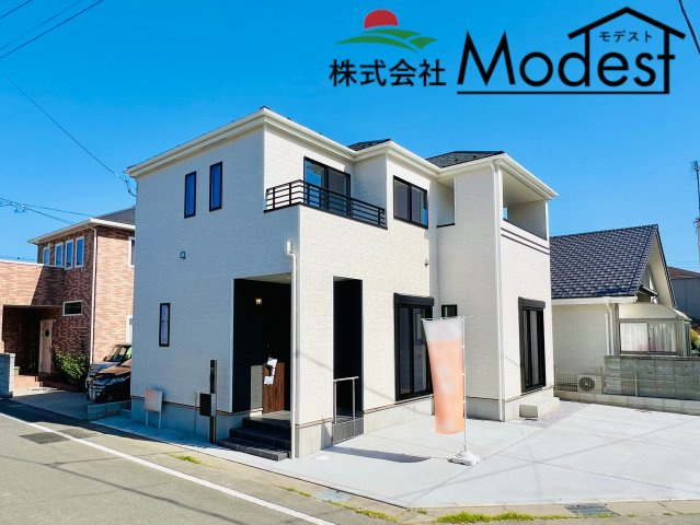 前橋市三河町の外観|年中無休で平日の仕事終わり夜２０時まで受付可能です。
事前のご予約がオススメです。お気軽にお問い合わせください。