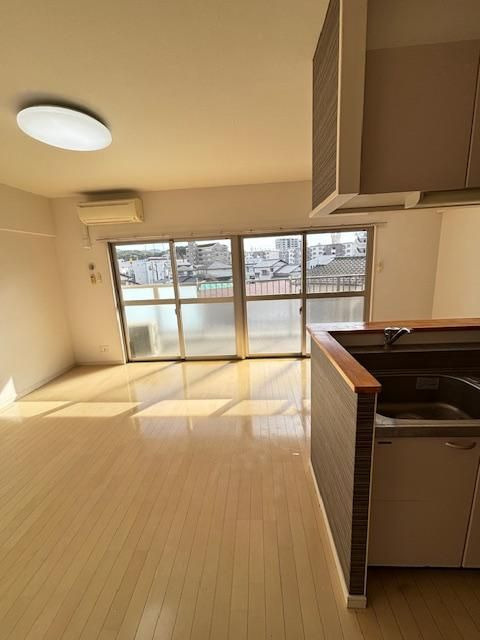 プラージュ花みずきの居間・リビング