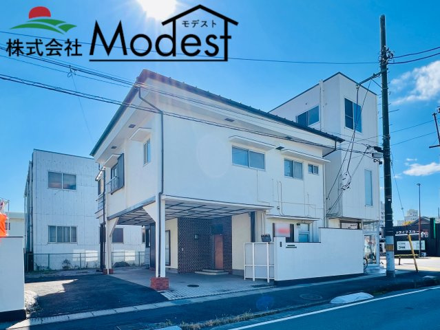前橋市下小出町の外観|年中無休で平日の仕事終わり夜２０時まで受付可能です。
事前のご予約がオススメです。お気軽にお問い合わせください。