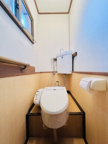 前橋市下小出町のトイレ|トイレは1.2階に完備！！