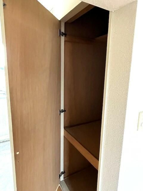 第２ナガタビューハイツの玄関