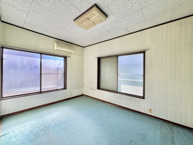 前橋市六供町三丁目の洋室|全居室6帖以上！！